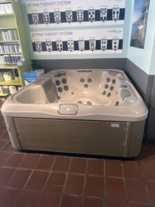 Bullfrog Spas X6L Floor Model